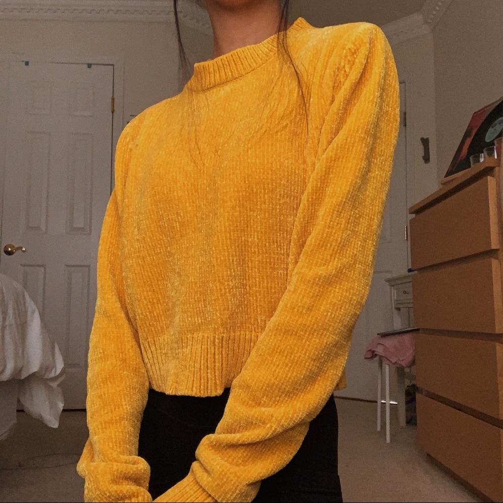 FOREVER 21 mustard yellow sweater NWOT